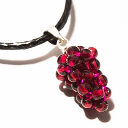 0.6in Natural Material Garnet Grape Pendant Women's Necklace Reiki Healing Decoration Mineral Crystals Bead Raw Stone Jewelry