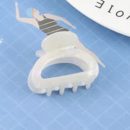 Elegant Sweet Small Oval Hair Claw Clip for Women Secure Grip Hair Accessories Ponytails Cute Hair Clips Sophisticated Style