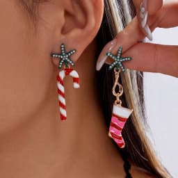 New Design Asymmetrical Snowflake Dangle Earring for Women Red Green Christmas Ball Bell Candy Cane Long Earring Holiday Jewelry