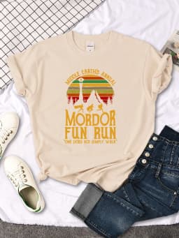 Middle Earth'S Annual Mordor Fun Run Print T-Shirt Essential Creativity Tshirts Trend Round Neck T-Shirts Hip Hop Trend T-Shirts