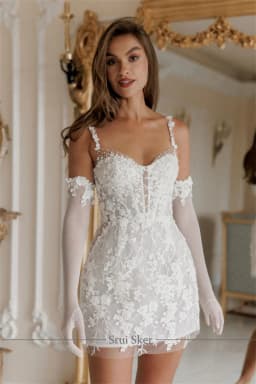 Customized Spaghetti Straps Mini Wedding Dress Applique Lace Short Bridal Dress Gorgeous Gown for Bride Elegant Party Attire
