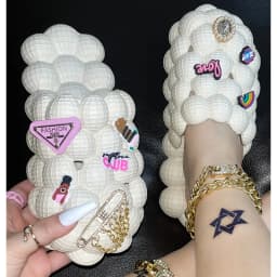 2025 Summer New Bubble Slippers Women Toe-covered Massage Sandals Creative Peanut Shoes Herringbone Slippers Beach Flip Flops