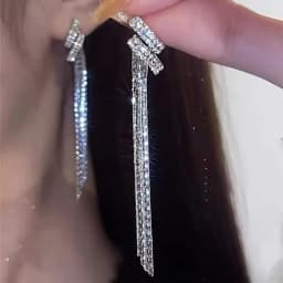 2023 New Fashion Trend Unique Design Elegant Exquisite Light Luxury Love Earrings For Women Jewelry Wedding Party Premium Gift