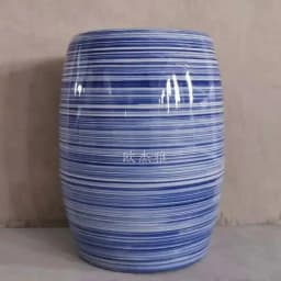 White Porcelain and Drawn Blue Shoe Hand Changing Stool Ceramic Drum Bathroom Neoclassical Imitation Sitting Stool Low Round