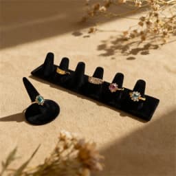 High-quality Velvet Or PU Leather Jwelry Display Stand Ring Storage Display Stand Jewelry Store Counter Display Stand For Rings