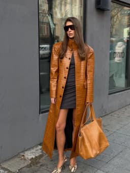 Solid Croc Embossed Faux Leather Long Trench Coat Lapel Single Breasted Straight Long Front Pockets Women Vintage Autumn Winter