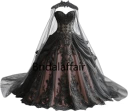 Gothic Weeding Dresses for Brides Black Lace Applique Bridal Dresses Embroidery Tiered Tulle Wedding Gowns with Cape