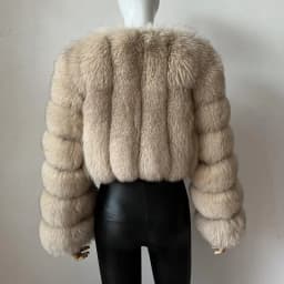 2023 New Short Style Real Fox Fur Coat Winter Woman Natural Warm Fashion Luxury