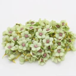 100PCS 2cm Mini Artificial Flowers Fake Flower Heads Craft Daisy Silk Flower for Crown Scrap Wedding DIY Garland Headdress Decor