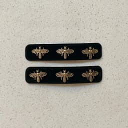 2PCS Red & Black Velvet Hair Clips, Gold Bee Embellishments, Elegant Retro-Style Women’s Hair Accessories, Stylish Daily Wear