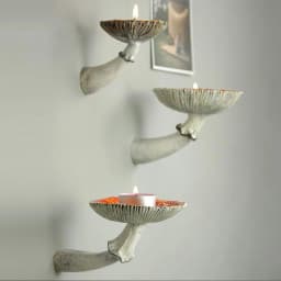 Floating Wall Shelf Mushroom Shape, Resin Hanging Shelf Handmade Display Rack Wall Mounted, Storage Organizer with Smooth Edge Lightweight Sturdy Mounting Hardware, for Bedroom Living Room Bathroom Entryway Hallway Plant Succulent Pot Modern Home Style