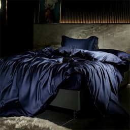 Solid 100% Silk Bedding Set with Duvet Cover Flat Bed Sheet Pillowcase Luxury Mulberry Silk Bedsheet Bed Linen Soft Quilt Cover