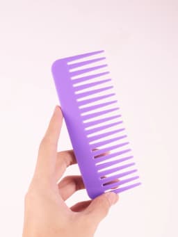 1 Thick Plastic Heat-Resistant, Anti-Static Long Toothed, Wide Toothed Salon Hairstyle Comb Special for Real Hair Wigs