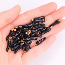 10Pcs 3D Pepper Enamel Alloy Pendant Cute Mini Red Chili Food Charm for Women's Bracelet Earrings DIY Jewelry Making Accessory