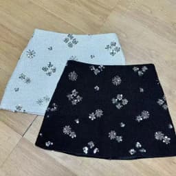 Korean Style Sequined Beaded Mini Skirt Women Elegant Faux Woolen Sexy Bodycon Skirt Fashion Chic Fall Winter Commuter Skirt