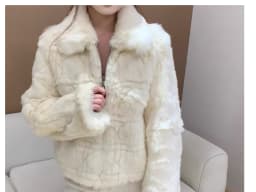 Eco-Friendly White Mink Fur Coat Warm Outerwear Diamond Collar Fluffy Top for Young Women Standard Fit Short Korean Style