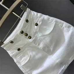New White High-Waisted Denim Skirt Button A-Word Hip Skirts for Women with Pocket