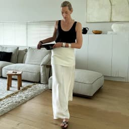 Linad Elegant Satin White Long Skirts For Woman Office Folds A Line Skirts Summer Casual Solid Ankle Length Skirt 2025 Spring