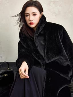 Lautaro Winter Extra Long Elegant Luxury Chic Thick Warm Soft Black Fluffy Faux  Fur Coat Women Shawl Collar Furry Overcoat 2025
