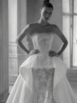 Tokyo Custom Strapless Lace Wedding Dress Ruffled Overlay Mermaid Bridal Gown Sweep Train Formal Evening Wedding Attire