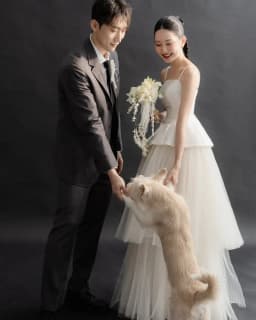 Giyu Elegant Spaghetti Strap Wedding Dresses Crape Tiered Korea Photoshoot Bridal Gowns Floor-Length Customized 웨딩드레스 2025