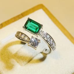 Huitan Aesthetic Flower Adjustable Finger Ring Female Brilliant Zirconia Jewelry for Engagement Ceremony Delicate Accessories