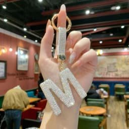Full Rhinestone English Letter Keychain - Luxury Bag Charm & Car Key Ring, Elegant Small Gift