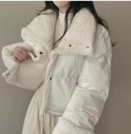 Women's Beige Patchwork Faux Rabbit Fur Parka Coat Warm Fashion Overcoat Harajuku Vintage Padded Coats 2000s Clothes 2024 Winter