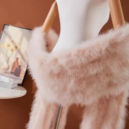 50 Grams Soft Leather Powder Turkey Feather Boa 2 Yards Natural Turkey Plumes Scarf for Party Costume Clothing Shawl Decoration
