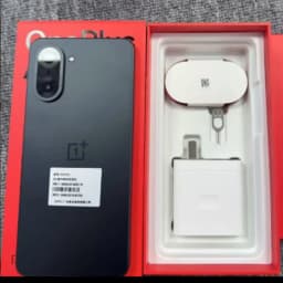 OnePlus ACE 5 Racing Dimensity 9400e 50MP Rear Camera Screen 6.77 Inch AMOLED 120Hz Battery 7100mAh 80W SuperVOOC NFC OTA Update