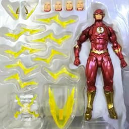 Revoltech The Flash Action Figure Barry Allen Figurine Movable PVC Collection Kaiyodo Amazing Yamaguchi Flashpoint Model Toys