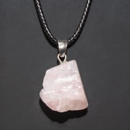 Natural Amethyst Irregular Rough Stone Pendant Clavicle Transparent Quartz Lady Fashion Jewelry Healing Lucky Necklace Gift