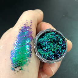 12 Colors Chameleon Glitter Flakes Irregular Untra-Thin Chameleon Yuki Glitter Sequins Mirror Effect Manicure Chameleon Sequins