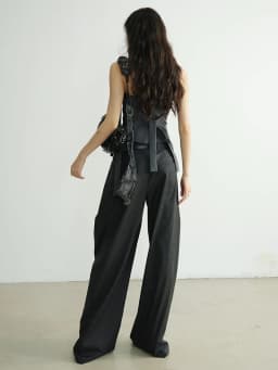 [EAM] High Elastic Waist Black Pleated Ruffles Long Wide Leg Pants New Trousers Women Fashion Tide Spring Autumn 2026 1DH8255