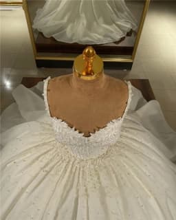 Customized Exquisite Modest A Line Women's Wedding Dresses Fashionable Appliques Bride Gowns Spaghetti Straps Princess