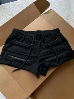 Korean Spice Girl Retro Gray Zipper Drawstring Short Sweatpants Design Sense Low Waist Super Shorts Women