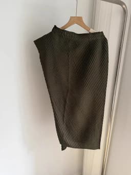 Pleated T-Shirt 2026 Summer New Japane Irregular Cut Pile Collar Top Simple Fashion Lightweight Wrinkle-Free Women Skirt