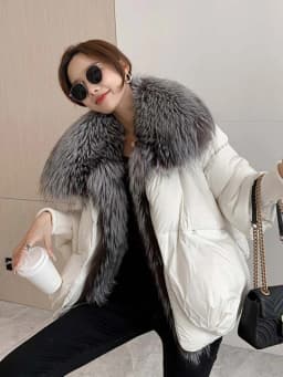2026 New Autumn 90 Winter Goose Down Jacket Warm Women Coat Oversized Real Fox Fur Collar Thick Luxury Fashion Outerwear