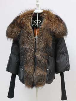2026 Winter Real Fox Fur Collar White Duck Down Padded Down Jacket Regular Fashion Warm Big Fur Collar Women's Coat