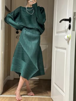 Miyake Pleated Irregular Skirt Designer Casual Elegant High Waisted Pleated Long Solid Color Skirt