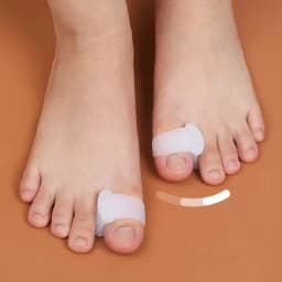 4 Pieces Men's and Women's Casual Athletic Toe Covers, Isolated Toes Prevent Overlapping