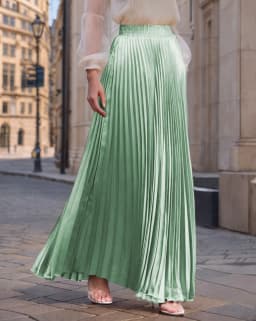 2026 New Spring Summer For Women 22 Solid Colors Midi Flowing Draped Large Hem Long High Waist Pleated Skirt Sweet Elegant