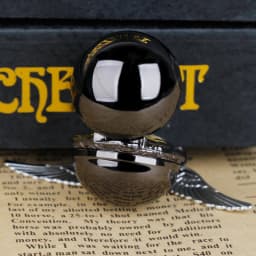 Black Smooth Spherical Quartz Pocket Watch Small Wings Flip Arabic Numerals Men Women Clock Gift Student Pendant
