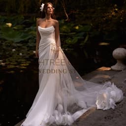 Eightree White Long Wedding Dresses Strapless Sweep Train Mermaid Bridal Gowns Formal Wedding Gowns Vestidos De Novia Customized