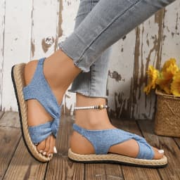 New Summer Women's Slip-On Sandals, Breathable, Lightweight, Simple, Stylish Outdoor Party Sandals for Women to Wear Alone