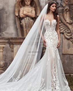 Customized Modest Sweetheart Neckline Wedding Dresses Off The Shoulder Lace Appliques Sweep Train Mermaid Bridal Gowns
