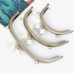 Metal Clutch Bag Kiss Clasp Lock Clasp with Pearl Coin Bag Kiss Clasp Lock DIY Coin Purse Frame Handle Handbag Craft Accessories