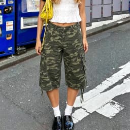 Y2K Retro Cargo Bermuda Shorts Loose Knee Length Denim Shorts with Drawstring Gothic Grunge Jorts Streetwear Women