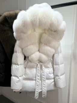 Lagabogy 2025 Top Quality Winter White Goose Down Jacket Women Coat Natural Silver Fox Fur Hooded Thick Female Waterproof Parkas