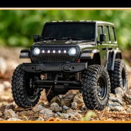JJRC 1:18 Simulation Wrangler Climbing Vehicle C8801 Pro 2.4G Adjustable Speed 4WD Off Road Model Vehicle Toy For Kids Motor 370